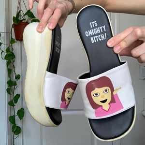 OMIGHTY EMOJI SLIDES